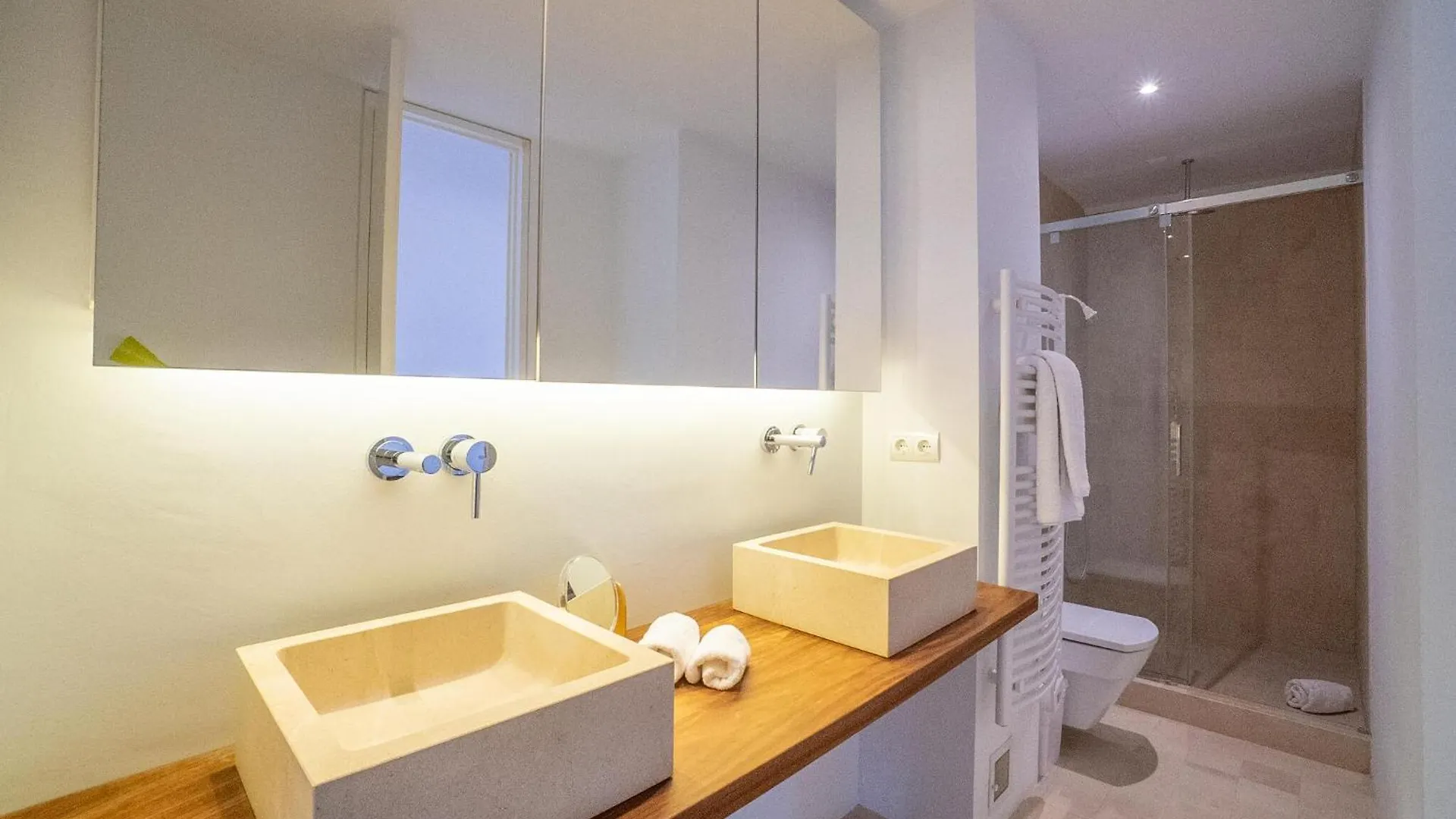 Awesome Home In Arta With Wifi 0*,